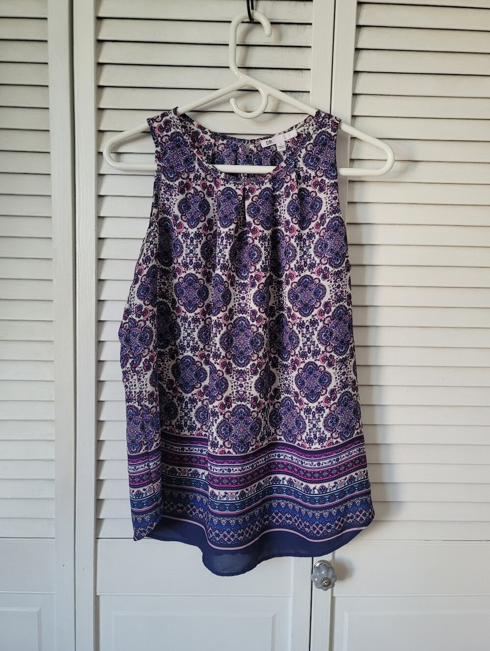 DR2 Sleeveless Flowy Floral Blouse, Size S